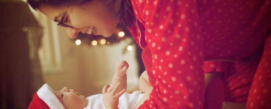 close-up-of-mother-and-daughter-249211